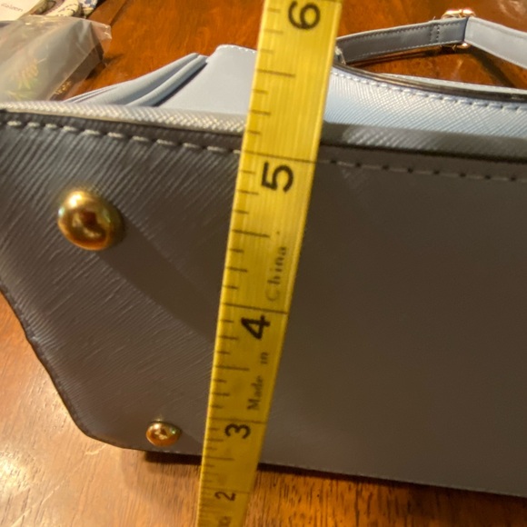 Mia K Collection On the run satchel/tote‎ Blue Handbag - Picture 4 of 12